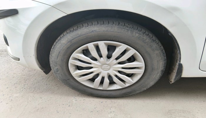 2018 Maruti Dzire VXI, Petrol, Manual, 43,927 km, tyre