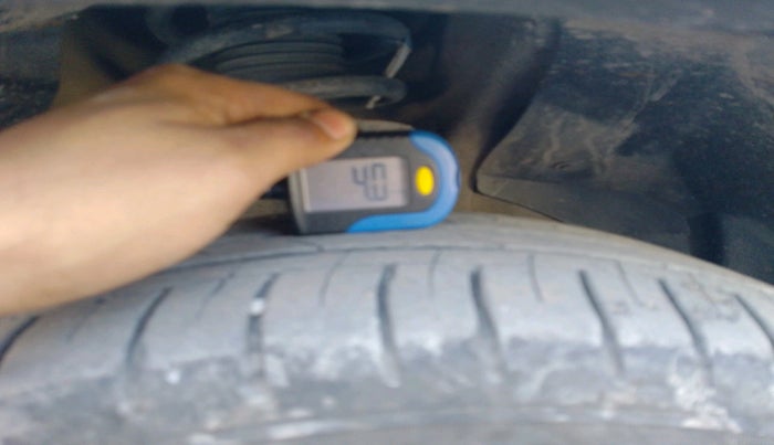 2021 MG HECTOR PLUS SELECT 2.0 DIESEL TURBO MT 7-STR, Diesel, Manual, 92,438 km, tyre