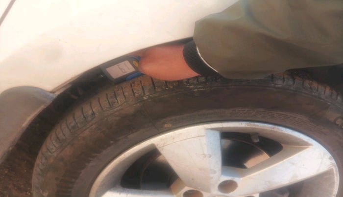 2017 Skoda Rapid AMBITION 1.5 TDI, Diesel, Manual, 83,376 km, tyre