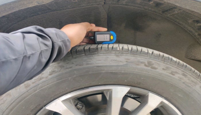 2024 Mahindra SCORPIO-N Z8 PETROL MT 7 STR, Petrol, Manual, 5,169 km, tyre