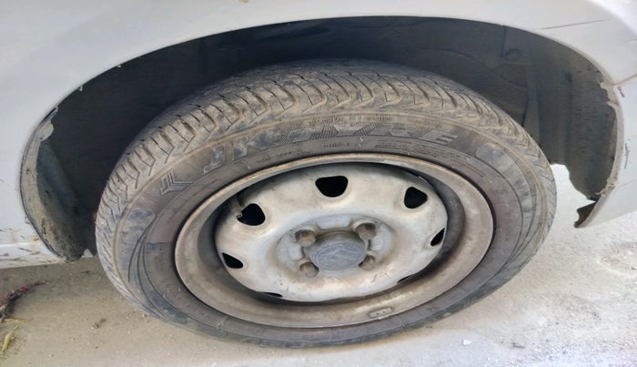 2011 Maruti Alto K10 LXI, Petrol, Manual, 50,609 km, tyre