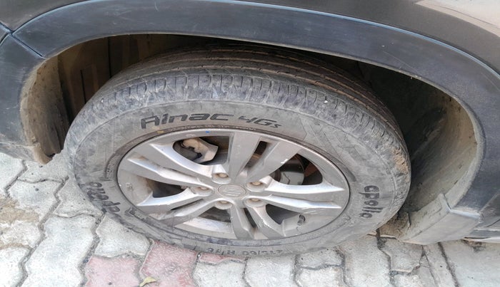 2016 Maruti Vitara Brezza ZDI, Diesel, Manual, 81,398 km, tyre