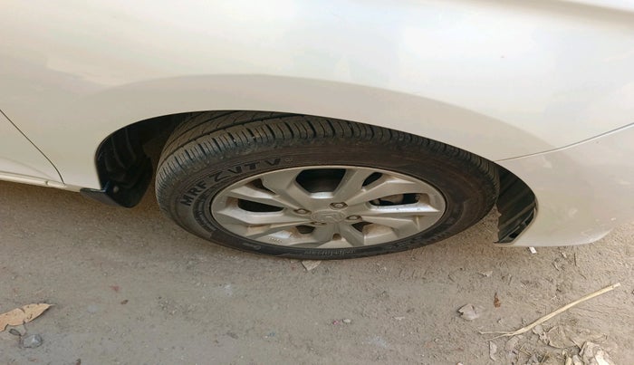 2018 Honda Amaze 1.2L I-VTEC V CVT, Petrol, Automatic, 37,055 km, tyre