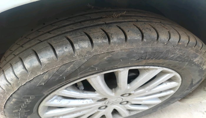 2018 Maruti Dzire ZDI, Diesel, Manual, 52,939 km, tyre