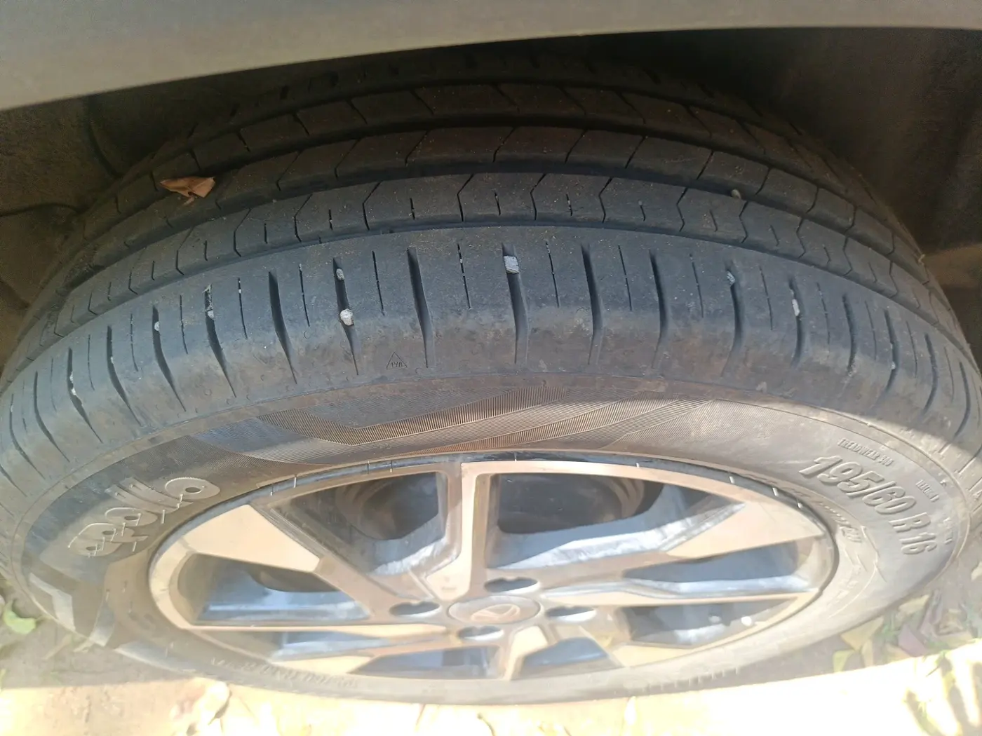 2024 Tata PUNCH Creative Plus (S) DT, Petrol, Manual, 13,244 km, tyre