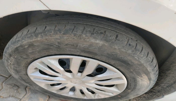 2018 Maruti Dzire VDI, Diesel, Manual, 48,694 km, tyre