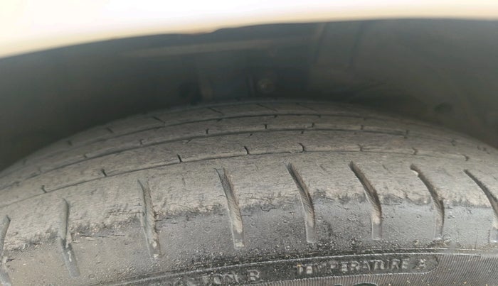 2019 Toyota Glanza G, Petrol, Manual, 46,845 km, tyre