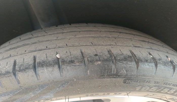 2019 Toyota Glanza G, Petrol, Manual, 46,845 km, tyre