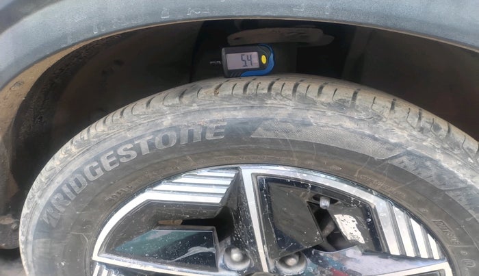 2023 Tata NEXON FEARLESS PURPLE + SUNROOF DUAL TONE 1.2 PETROL, Petrol, Manual, 28,082 km, tyre