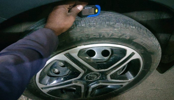 2022 Tata NEXON XM SUNROOF PETROL, Petrol, Manual, 31,239 km, tyre