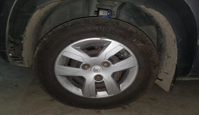 2018 Renault Kwid RXT 0.8, Petrol, Manual, 70,221 km, tyre