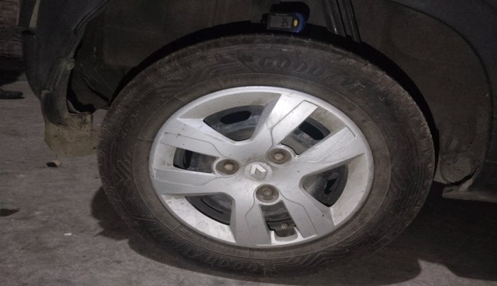 2018 Renault Kwid RXT 0.8, Petrol, Manual, 70,221 km, tyre