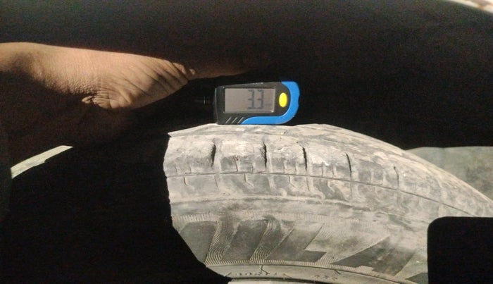 2016 Maruti Swift Dzire VXI, Petrol, Manual, 1,67,949 km, tyre