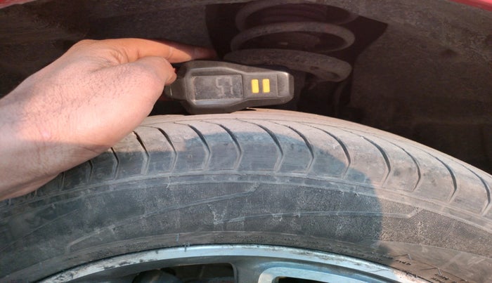 2017 Ford Ecosport TITANIUM+ 1.5L DIESEL, Diesel, Manual, 1,51,619 km, tyre