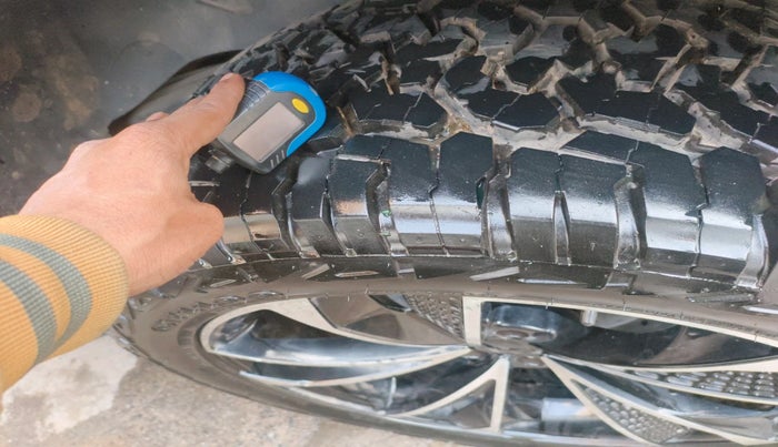 2021 Mahindra Thar LX D 4WD AT CONVERTIBLE, Diesel, Automatic, 26,887 km, tyre