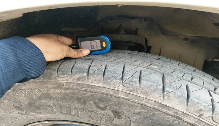 2017 Mahindra Scorpio S6 PLUS, Diesel, Manual, 61,022 km, tyre