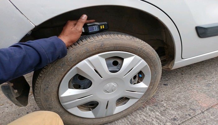 2013 Maruti Wagon R 1.0 VXI, Petrol, Manual, 82,334 km, tyre