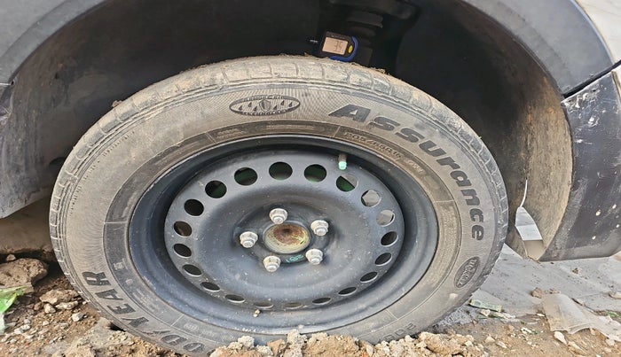 2018 Hyundai Creta E PLUS 1.4 DIESEL, Diesel, Manual, 94,392 km, tyre