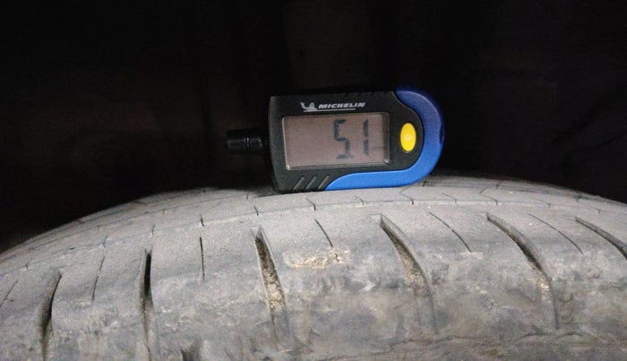 2016 Hyundai Elite i20 ASTA 1.4 CRDI (O), Diesel, Manual, 1,33,078 km, tyre