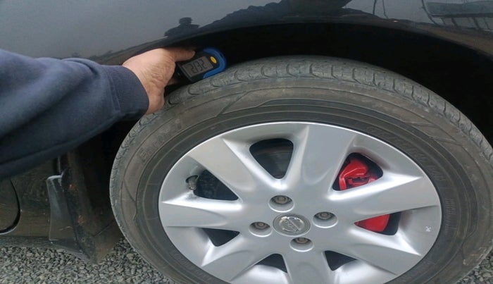 2014 Honda City 1.5L I-DTEC SV, Diesel, Manual, 1,35,546 km, tyre