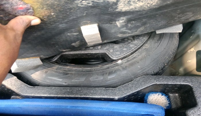 2019 Maruti Ciaz ALPHA 1.5 SHVS PETROL, Petrol, Manual, 75,380 km, tyre