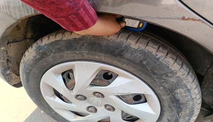 2014 Honda Amaze 1.5L I-DTEC S, Diesel, Manual, 1,48,355 km, tyre