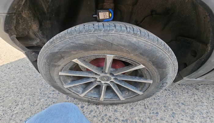 2023 Tata PUNCH ADVENTURE AMT, Petrol, Automatic, 31,175 km, tyre