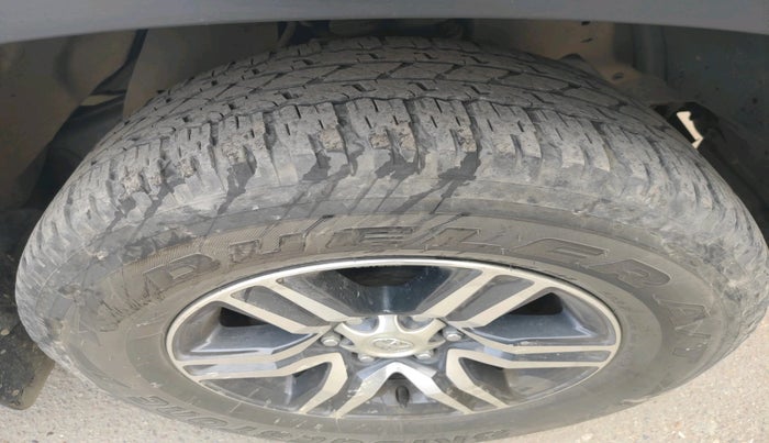 2017 Toyota Fortuner 2.8 4X2 AT, Diesel, Automatic, 95,220 km, tyre