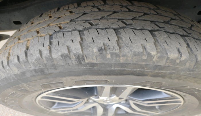 2017 Toyota Fortuner 2.8 4X2 AT, Diesel, Automatic, 95,220 km, tyre