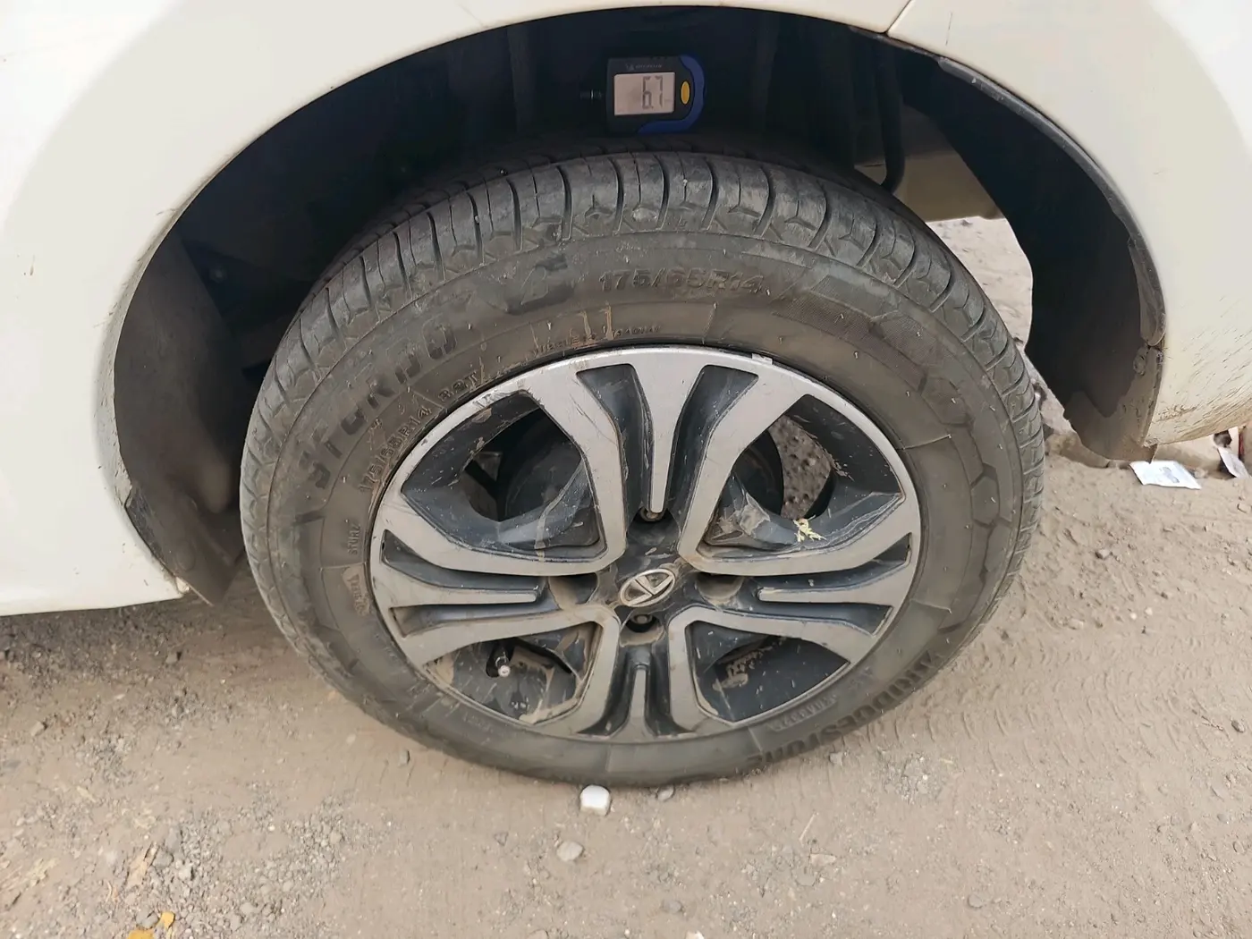 2022 Tata TIGOR XZ PLUS CNG, CNG, Manual, 1,50,045 km, tyre