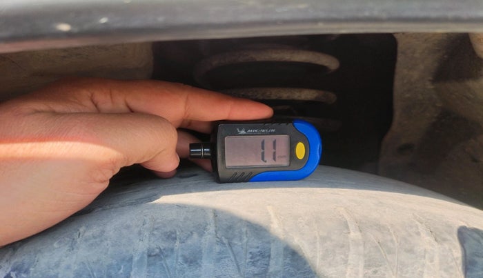 2017 Maruti Vitara Brezza ZDI PLUS, Diesel, Manual, 2,04,147 km, tyre