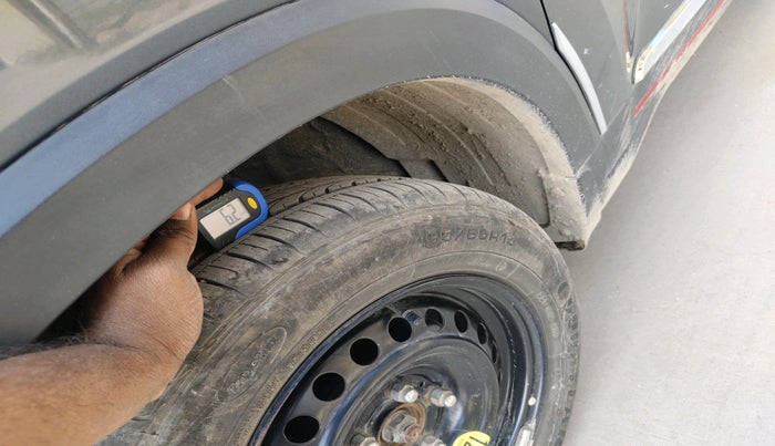 2021 KIA SONET GTX PLUS 1.5, Diesel, Manual, 1,62,397 km, tyre