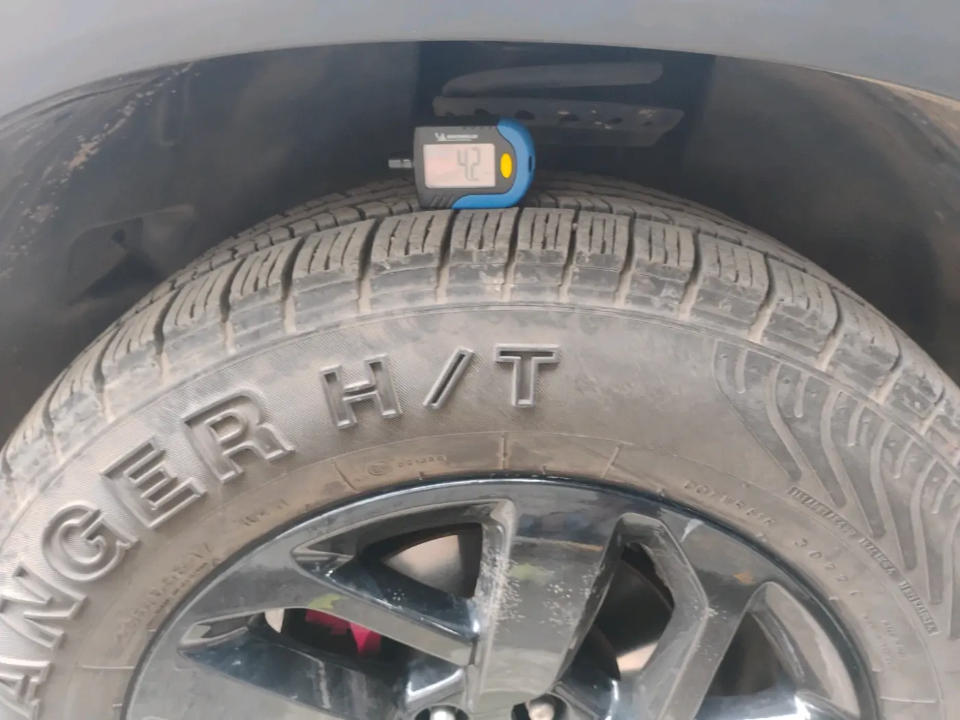 2020 Tata Harrier XZ PLUS 2.0L, Diesel, Manual, 1,63,104 km, tyre