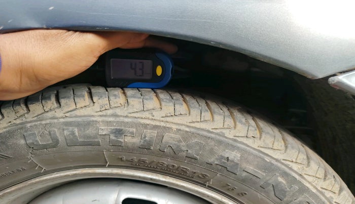 2014 Hyundai Eon ERA +, Petrol, Manual, 96,673 km, tyre