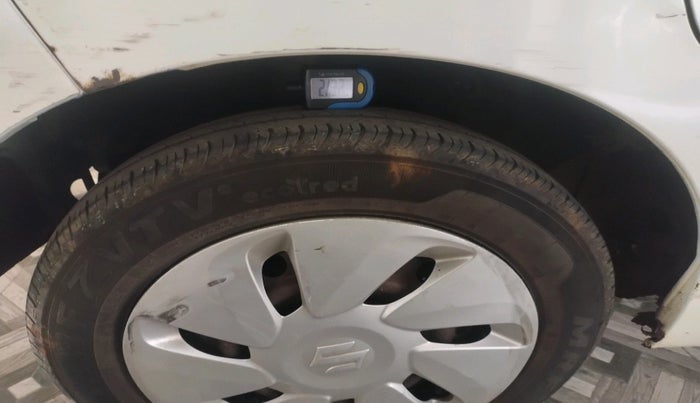 2015 Maruti Celerio VDI, Diesel, Manual, 1,07,193 km, tyre