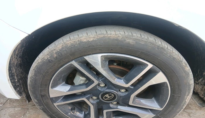 2024 Tata Tiago XZ PLUS PETROL, Petrol, Manual, 15,924 km, tyre