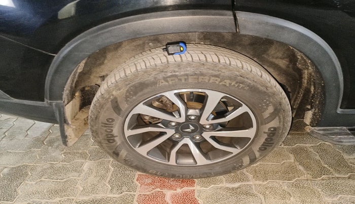 2024 Mahindra SCORPIO-N Z8 L DIESEL AT 2WD 7 STR, Diesel, Automatic, 17,527 km, tyre