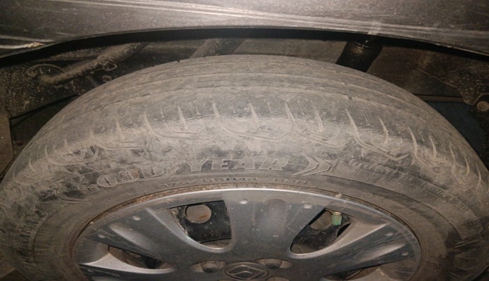 2015 Honda Amaze 1.2L I-VTEC S, Petrol, Manual, 77,084 km, tyre