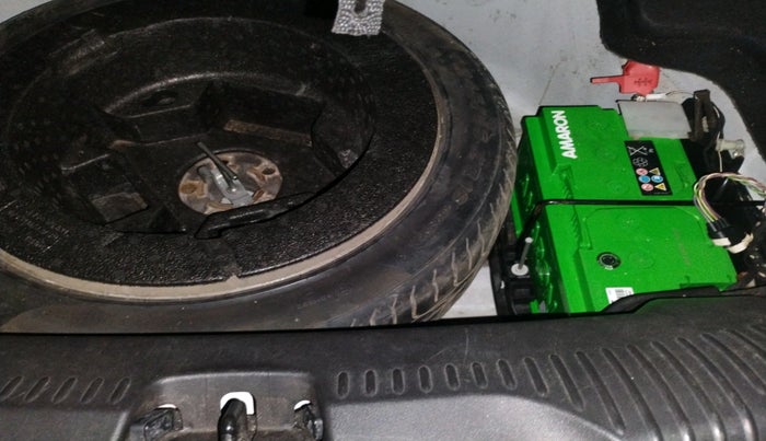 2012 Jaguar XF 3.0 DIESEL, Diesel, Automatic, 73,550 km, tyre