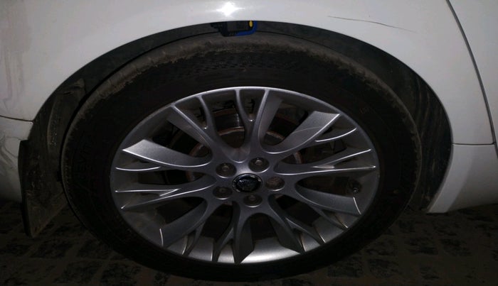 2012 Jaguar XF 3.0 DIESEL, Diesel, Automatic, 73,550 km, tyre