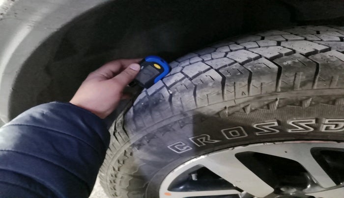 2021 Tata Harrier XZA PLUS 2.0L, Diesel, Automatic, 78,242 km, tyre