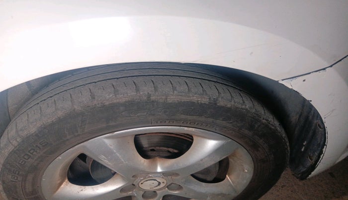 2012 Skoda Rapid ULTIMA ELEGANCE 1.6 MPI AT, Petrol, Automatic, 1,10,251 km, tyre