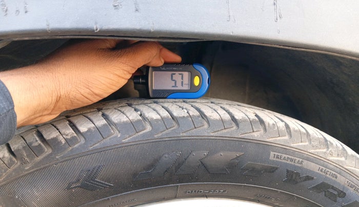 2018 Renault Kwid RXT 0.8, Petrol, Manual, 23,368 km, tyre