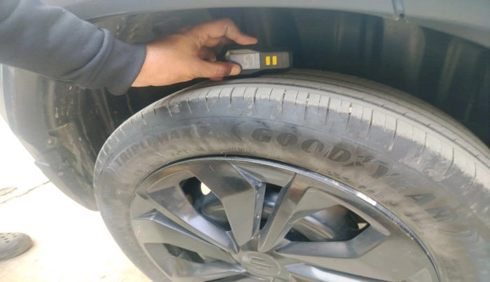 2023 Maruti FRONX SIGMA 1.2 MT, Petrol, Manual, 78,526 km, tyre