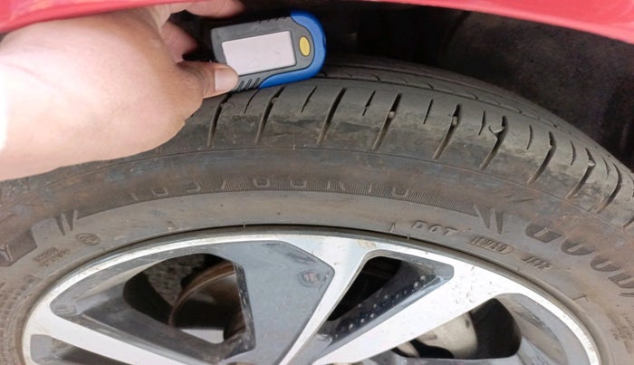 2023 Tata ALTROZ XZ PLUS O SUNROOF CNG, Petrol, Manual, 35,885 km, tyre