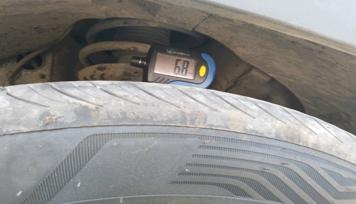 2019 KIA SELTOS HTX PLUS 1.5 DIESEL, Diesel, Manual, 1,66,224 km, tyre