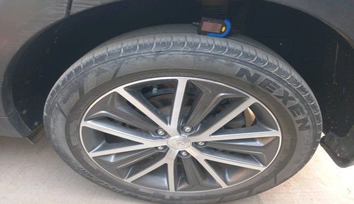 2017 Hyundai Tucson GLS 2WD AT DIESEL, Diesel, Automatic, 81,861 km, tyre