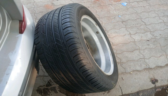 2018 Hyundai Tucson 2WD AT GL DIESEL
, Diesel, Automatic, 1,50,983 km, tyre