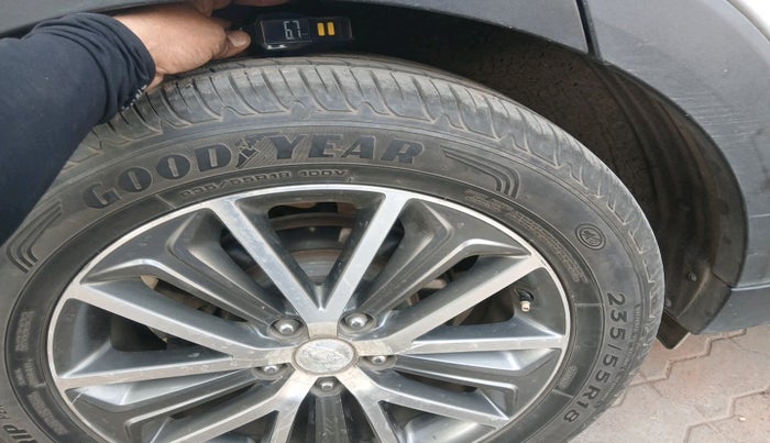 2018 Hyundai Tucson 2WD AT GL DIESEL
, Diesel, Automatic, 1,50,983 km, tyre