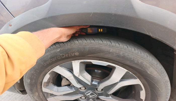 2018 Honda WR-V 1.5L I-DTEC VX MT, Diesel, Manual, 1,58,111 km, tyre